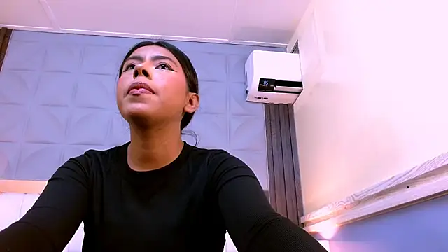 Snapshot of VeronicaRobles chatting on October 2025 06:37:01 PM VeronicaRobles online show from October 2025 06:37:01 PM