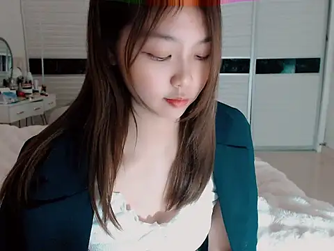 -Lucky Girl online show from December 2024 11:43:02 AM