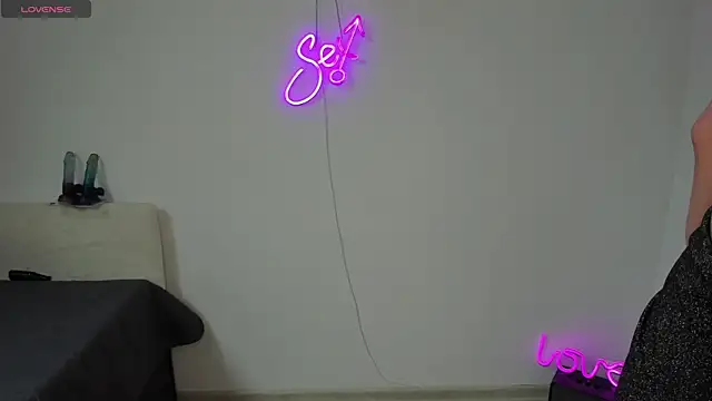 Bitch Coin online show from October 2025 11:36:01 AM