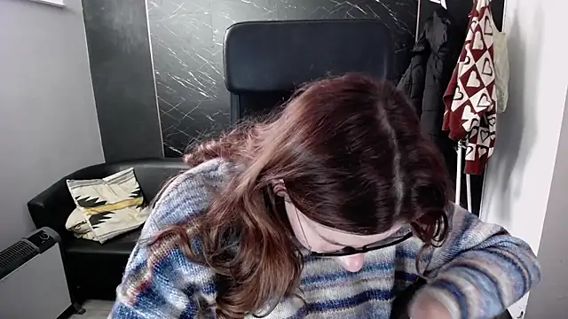 Snapshot of littleviki7 chatting on October 2025 07:34:02 AM littleviki7 online show from October 2025 07:34:02 AM