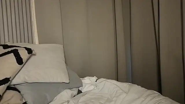 Snapshot of Sweetninaaa chatting on October 2025 02:52:02 PM Sweetninaaa online show from October 2025 02:52:02 PM