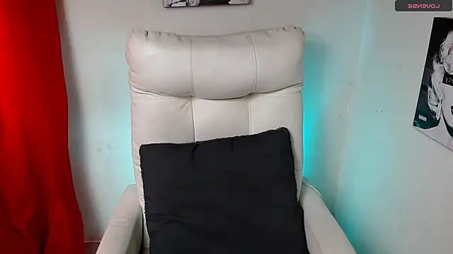 SamanthaRoldaan online show from January 2025 08:00:01 PM