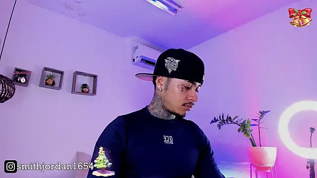 JordanSmiith  online show from December 2024 09:22:02 PM