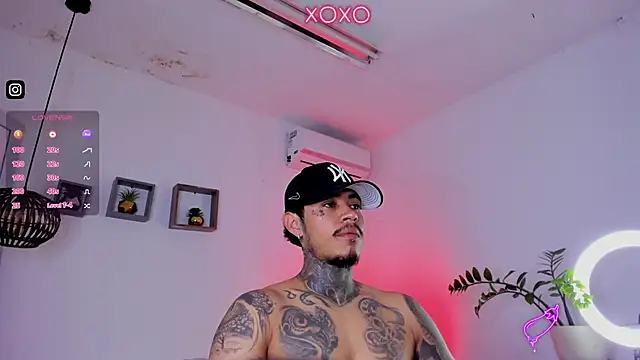 JordanSmiith  online show from January 2025 12:04:02 AM