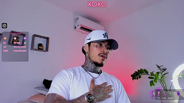 JordanSmiith  online show from January 2025 09:18:02 PM