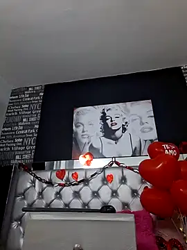  nicolehotshemale online show from February 2025 01:02:01 AM