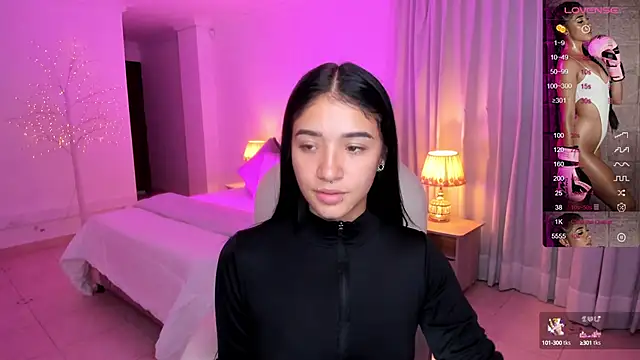 Snapshot of Antonella_Grayy chatting on January 2025 11:00:02 AM Antonella Grayy online show from January 2025 11:00:02 AM