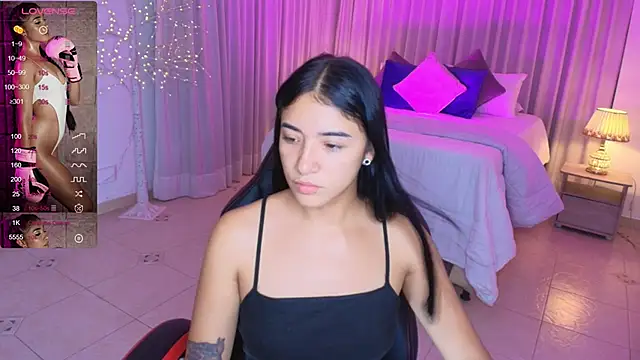 Snapshot of Antonella_Grayy chatting on January 2025 11:03:01 AM Antonella Grayy online show from January 2025 11:03:01 AM