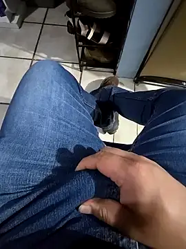 Pnstrokes online show from February 2025 12:49:01 AM