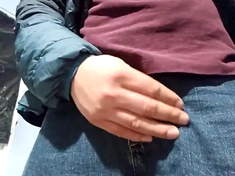 Pnstrokes online show from February 2025 04:40:01 AM