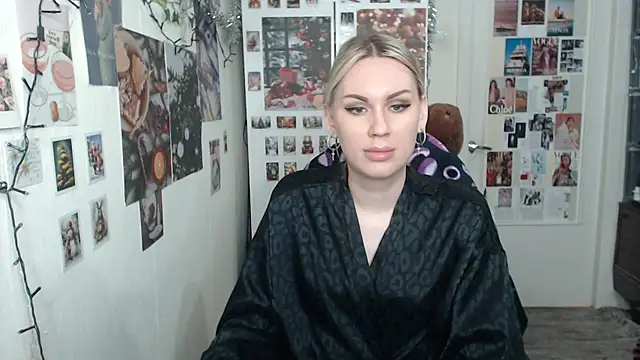 CapriScorpion online show from December 2024 02:16:01 PM