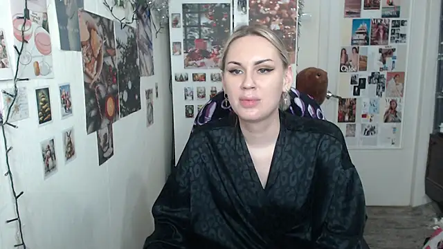 CapriScorpion online show from December 2024 12:41:01 PM