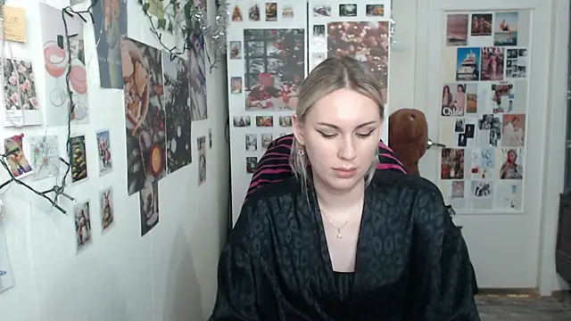 CapriScorpion online show from January 2025 01:15:01 PM