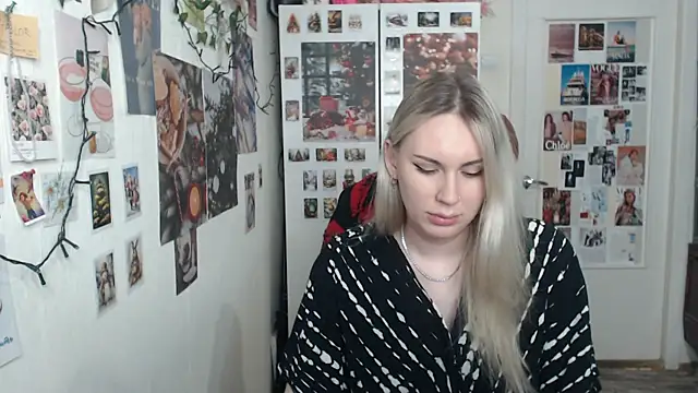 CapriScorpion online show from January 2025 02:49:01 PM