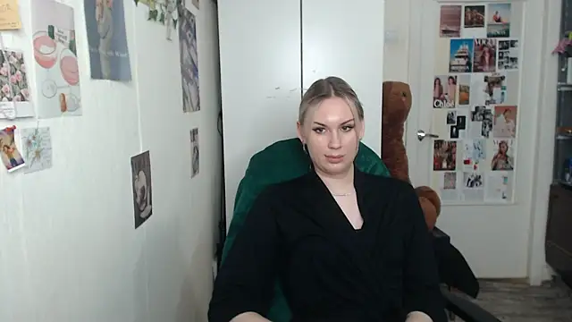 CapriScorpion online show from February 2025 05:46:01 PM