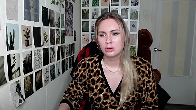 CapriScorpion online show from September 2025 12:38:01 PM