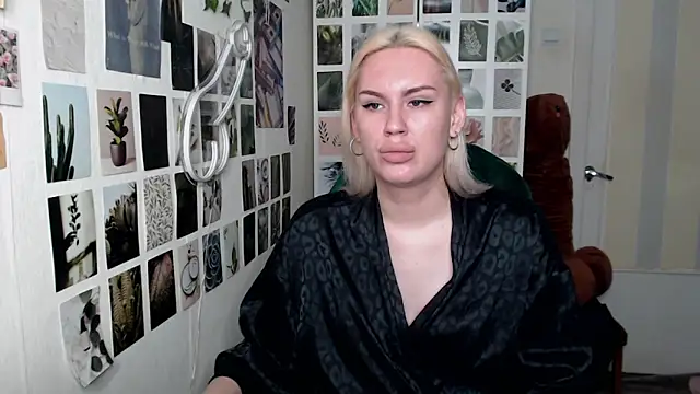 CapriScorpion online show from October 2025 10:38:02 AM