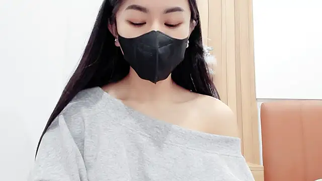 Lita-Julia online show from January 2025 02:17:02 PM