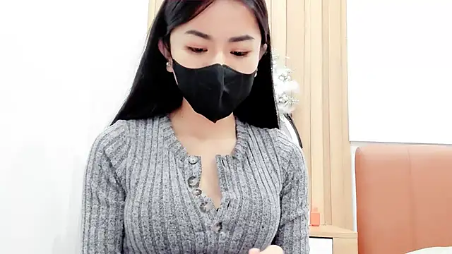 Lita-Julia online show from February 2025 01:35:02 PM