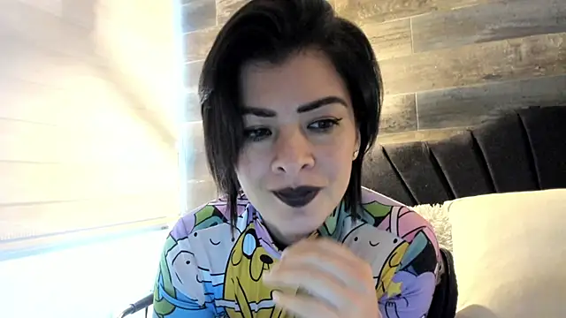 Snapshot of queen_fetish chatting on December 2024 06:12:01 PM queen fetish online show from December 2024 06:12:01 PM