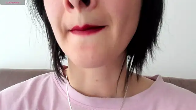 Snapshot of queen_fetish chatting on February 2025 08:50:02 PM queen fetish online show from February 2025 08:50:02 PM