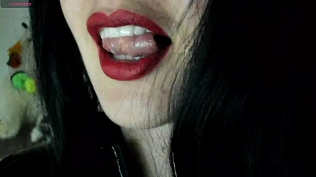 Snapshot of queen_fetish chatting on March 2025 08:34:01 PM queen fetish online show from March 2025 08:34:01 PM