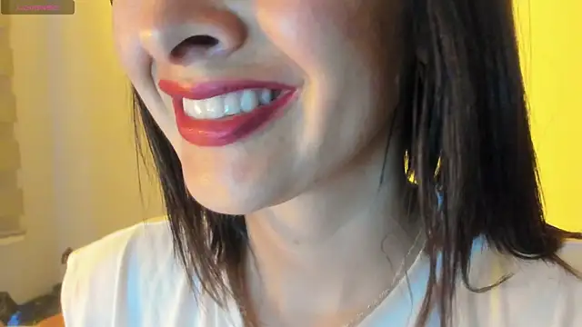 Snapshot of queen_fetish chatting on October 2025 10:32:02 AM queen fetish online show from October 2025 10:32:02 AM