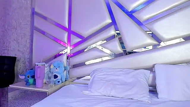 Snapshot of Miia002 chatting on October 2025 03:14:02 AM Miia002 online show from October 2025 03:14:02 AM