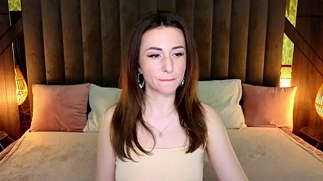 KimmmLi online show from October 2025 01:09:01 PM