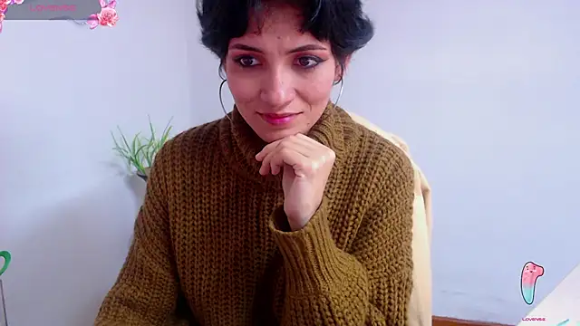 Snapshot of Hannaaaa__ chatting on December 2024 09:28:01 PM Hannaaaa online show from December 2024 09:28:01 PM