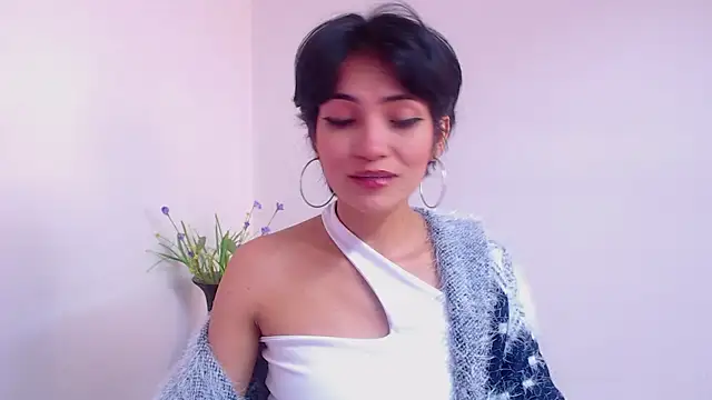 Snapshot of Hannaaaa__ chatting on January 2025 02:30:02 PM Hannaaaa online show from January 2025 02:30:02 PM