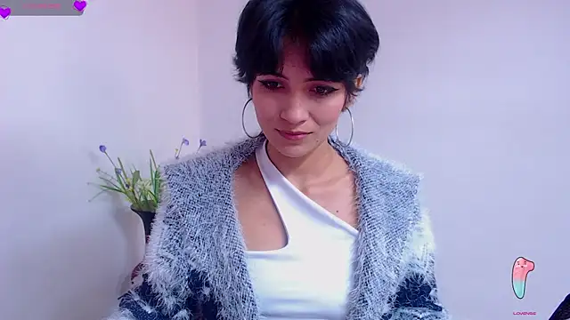 Snapshot of Hannaaaa__ chatting on January 2025 05:34:01 PM Hannaaaa online show from January 2025 05:34:01 PM