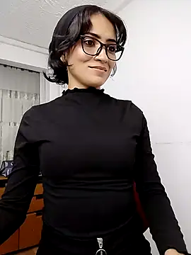 Snapshot of Hannaaaa__ chatting on October 2025 06:21:01 PM Hannaaaa online show from October 2025 06:21:01 PM