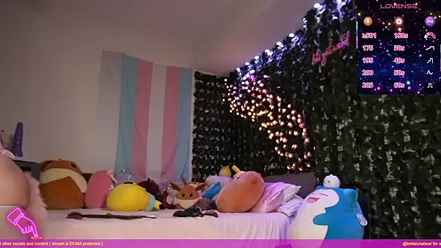 Snapshot of bellalunabear chatting on November 2025 09:59:01 PM bellalunabear online show from November 2025 09:59:01 PM