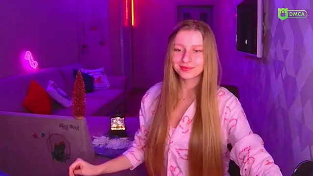 AmaliaQueen online show from December 2024 02:54:02 PM