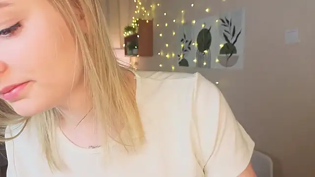 Snapshot of Masturbatya01 chatting on October 2025 05:15:02 AM Masturbatya01 online show from October 2025 05:15:02 AM