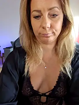 angela 88 online show from January 2025 03:50:01 PM