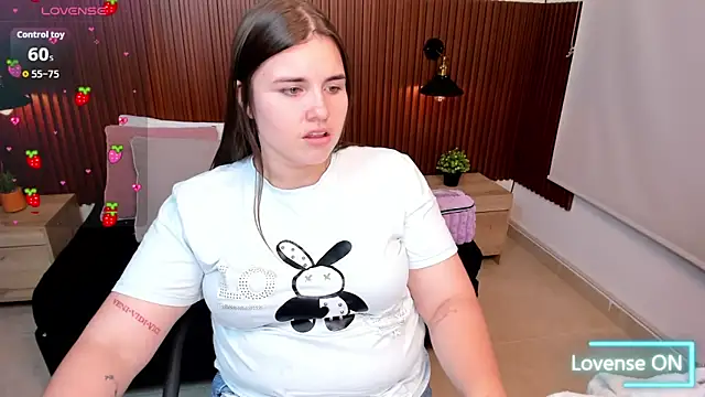 Snapshot of Aabby_lee chatting on September 2025 08:41:01 PM Aabby lee online show from September 2025 08:41:01 PM