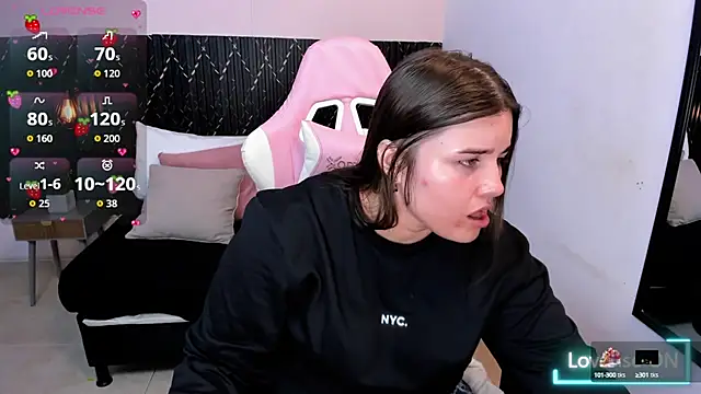 Snapshot of Aabby_lee chatting on October 2025 06:38:02 PM Aabby lee online show from October 2025 06:38:02 PM