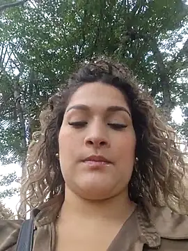 Snapshot of Sara_smiiith211 chatting on October 2025 06:32:02 PM Sara smiiith211 online show from October 2025 06:32:02 PM