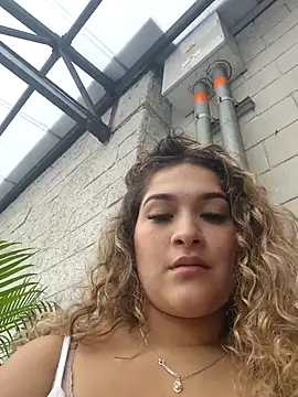 Snapshot of Sara_smiiith211 chatting on October 2025 06:03:02 PM Sara smiiith211 online show from October 2025 06:03:02 PM