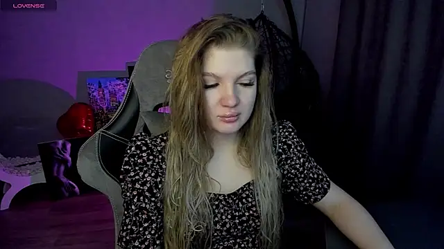 lily williamss online show from February 2025 12:20:02 AM
