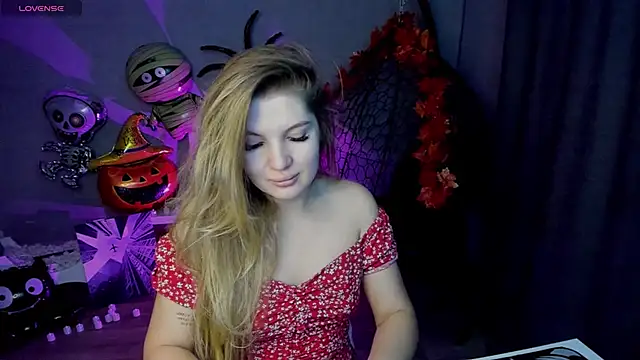 Snapshot of lily_williamss chatting on October 2025 12:21:02 AM lily williamss online show from October 2025 12:21:02 AM