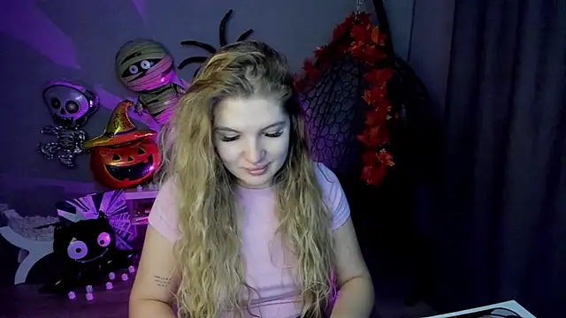 Snapshot of lily_williamss chatting on October 2025 12:15:02 AM lily williamss online show from October 2025 12:15:02 AM