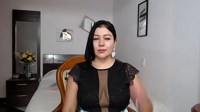 EmilyPeytonn online show from March 2025 03:20:01 PM