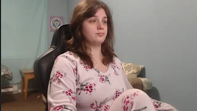 TreeJeanne online show from February 2025 10:44:02 PM