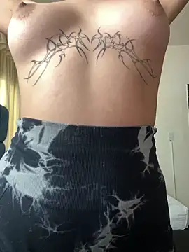 Lia sex69 online show from February 2025 06:11:02 PM