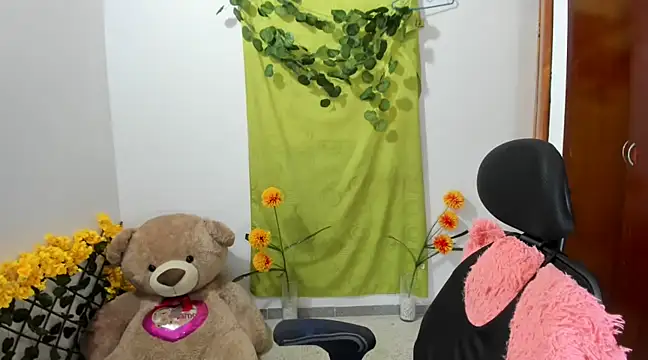 corzoethan online show from December 2024 04:22:01 PM