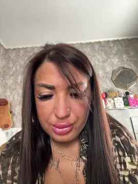 Snapshot of RuslanaXX chatting on October 2025 04:21:02 AM RuslanaXX online show from October 2025 04:21:02 AM