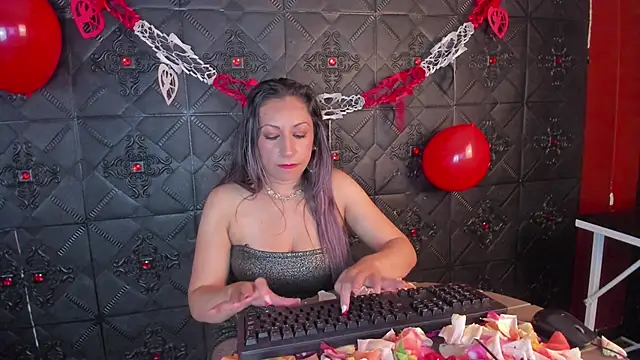 Natasha Wolff01  online show from February 2025 11:53:01 AM